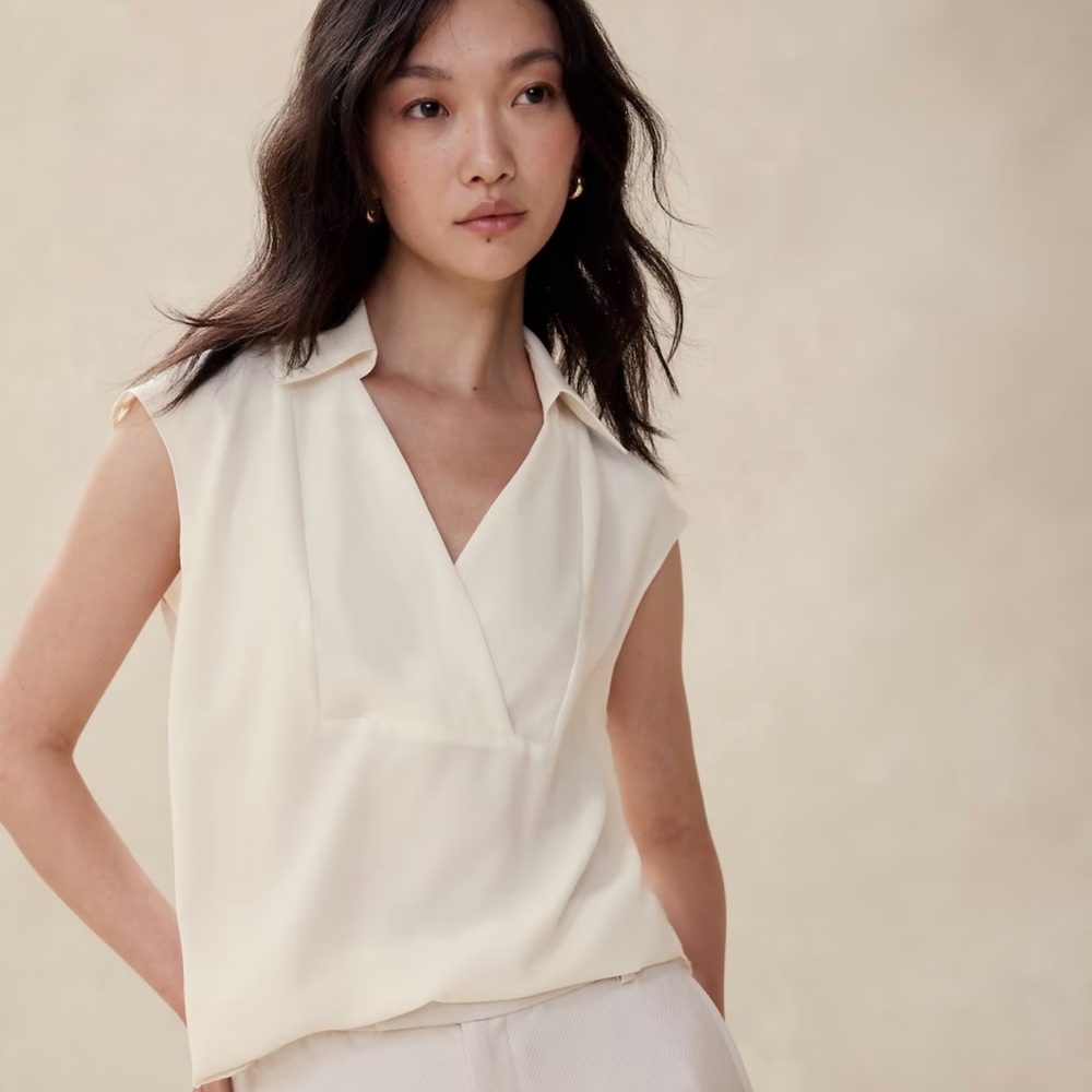 Collared Bib Top